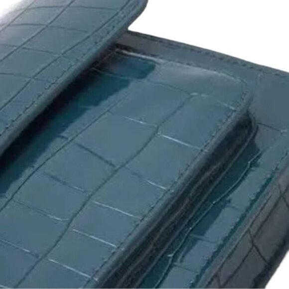 NEW HVISK Cayman Pocket Embossed Crossbody Bag in Dark Blue Vegan Leather - Picture 4 of 8